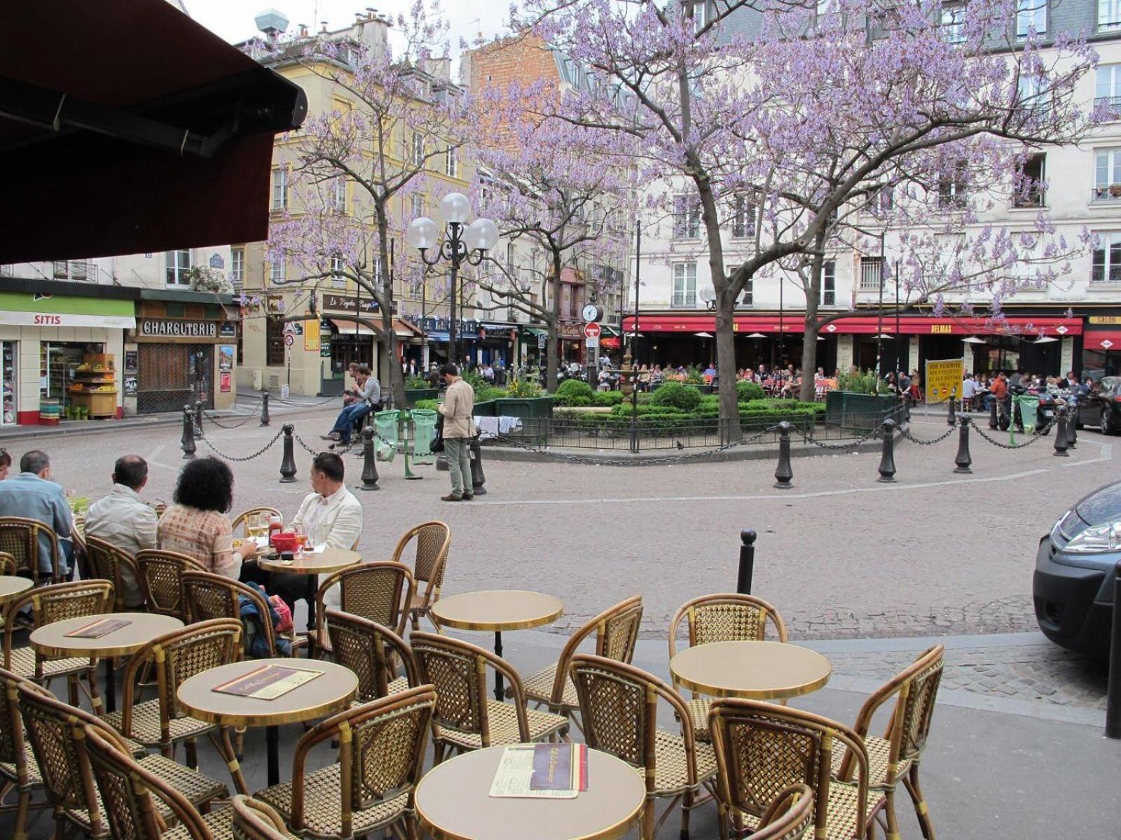 Lovely Little House With Private Garden In Paris Иври сюр Сен Екстериор снимка